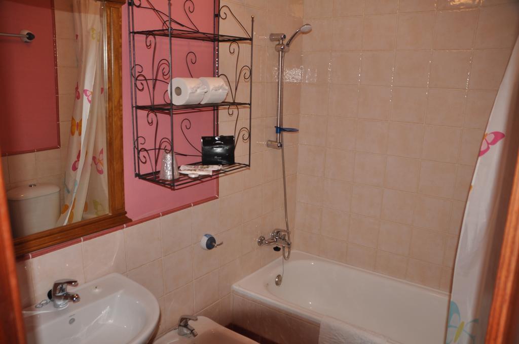 Casa Rojas Villa Tarifa Bilik gambar